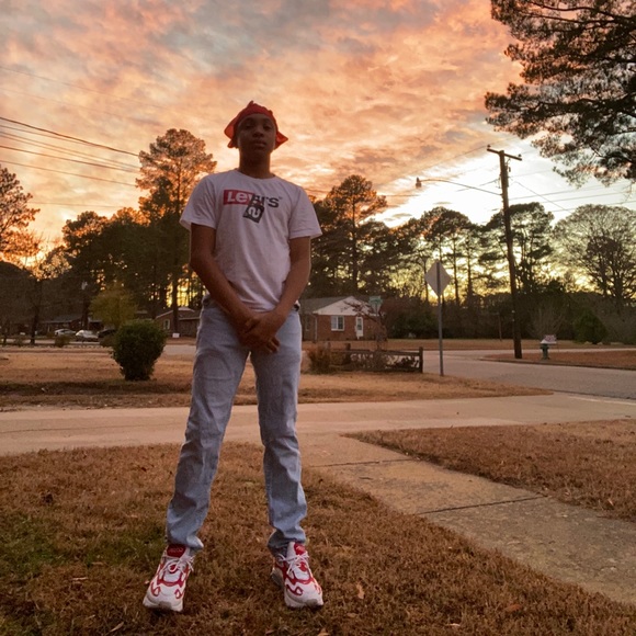 Meet your Posher, Jeremy - Picture 1 of 1